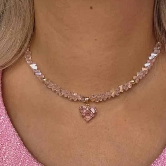 Elegant Pink Faux Crystal Heart Pendant Necklace Feminine Delicate - Picture 11 of 11